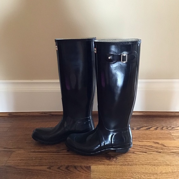 Hunter Rain Boots - Picture 2 of 6